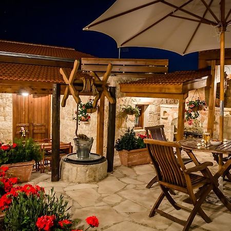 Xenios Cottages Lofou Eksteriør billede